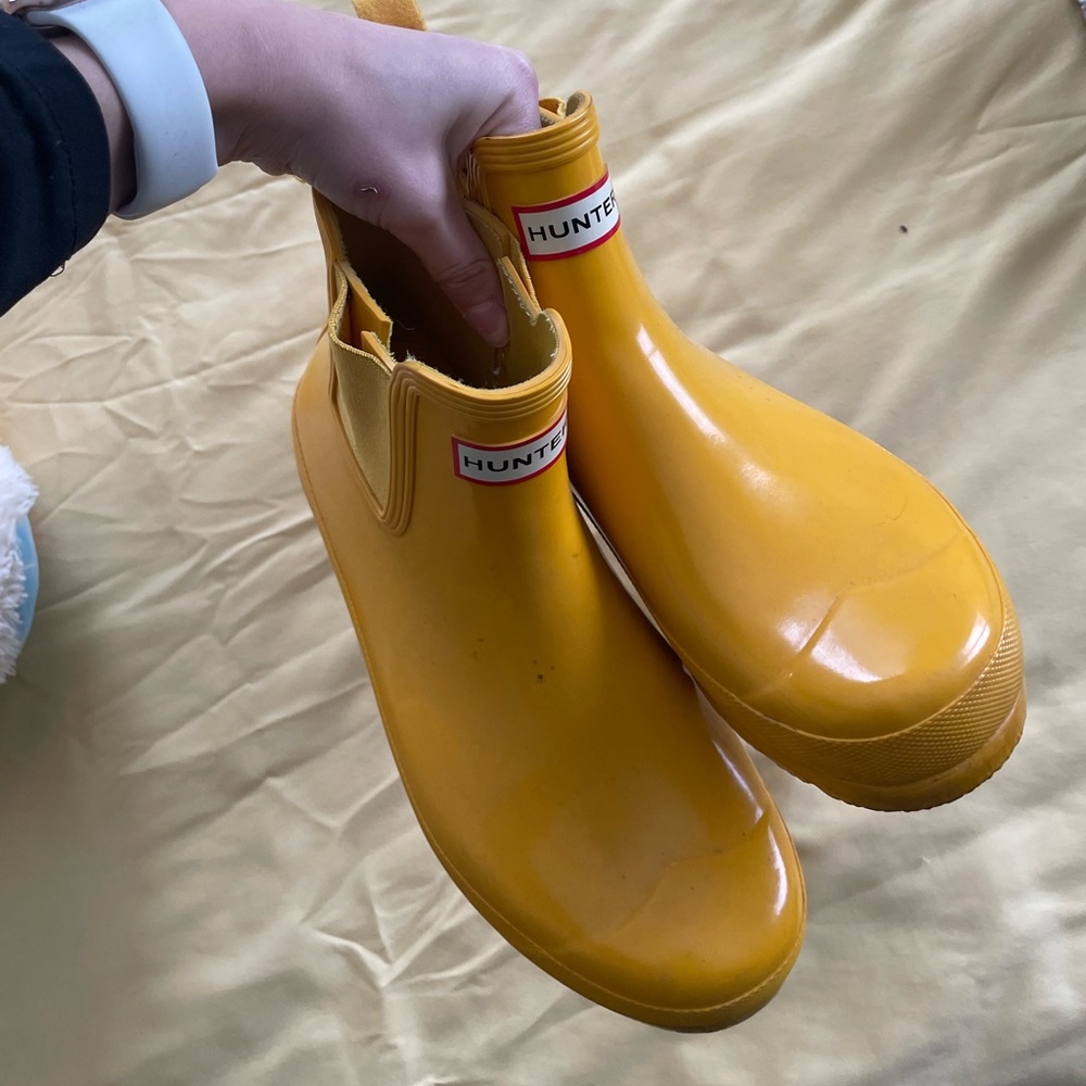 Hunter boots size 9